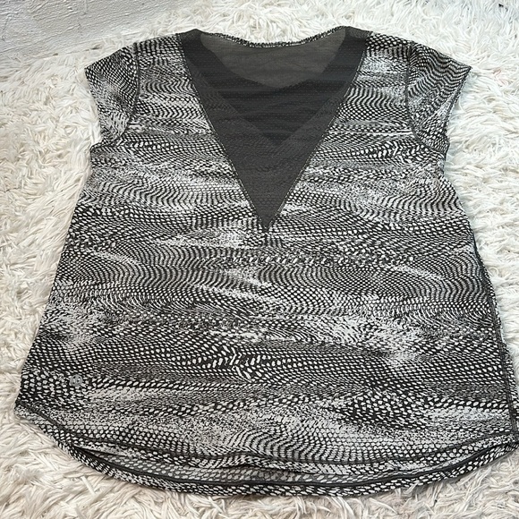 Lululemon For The Run Short Sleeve Swerve Vapor Metal Grey / Metal Grey - Picture 4 of 4